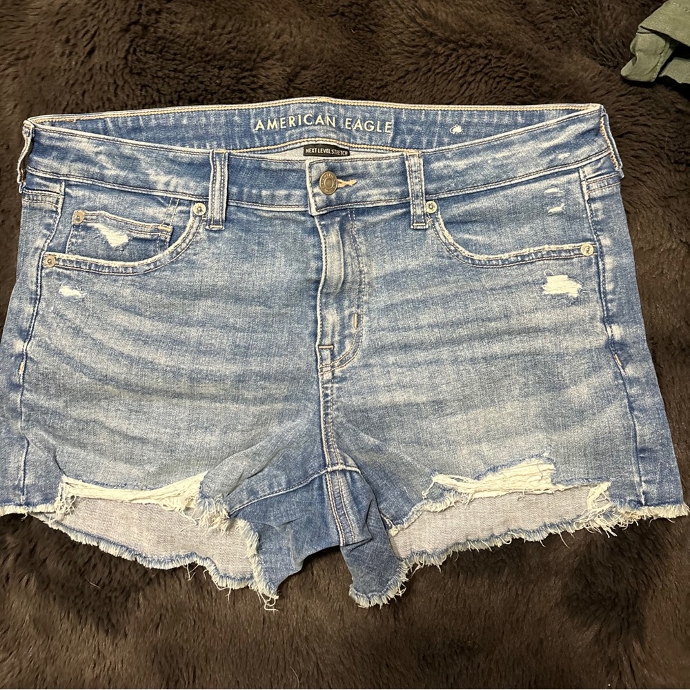 AE shorts